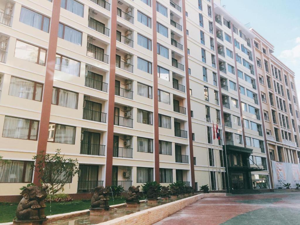 Sky City Hotel Vientiane Exterior foto